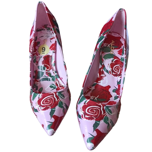 NWOT ALDO XOXO Lips & Roses Patent Stilettos Size 9 "HOT!" - Picture 14 of 16